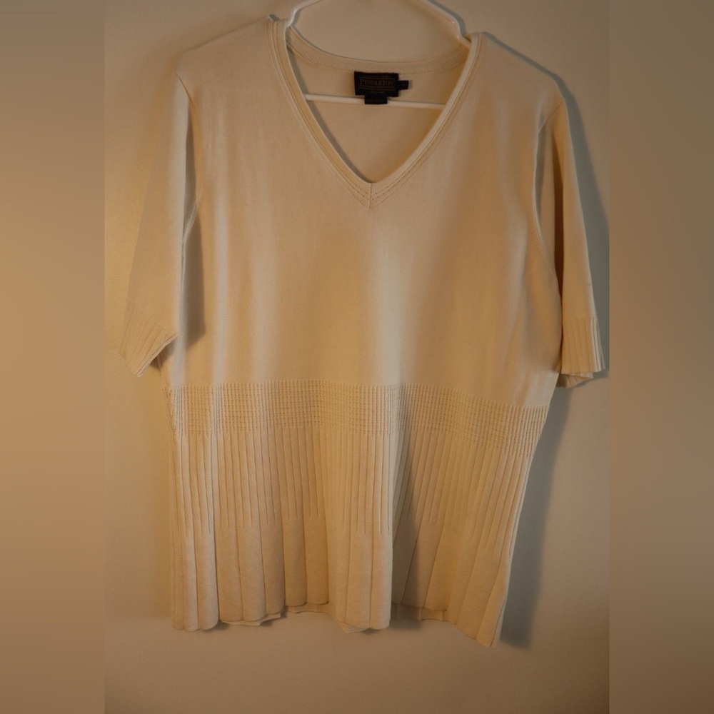 Pendleton Cream V-Neck Short Sleeve Sweater Pleated Hem